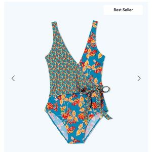 The perfect wrap one piece swim suit! Diane von Furstenburg/Summersalt